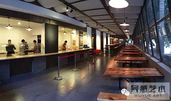 干净整洁、极具文艺范的吴越画社阳光餐厅
