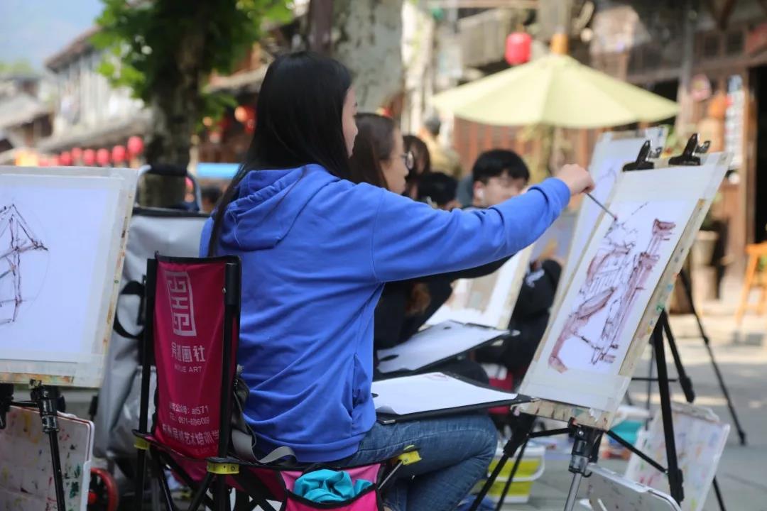 美术生家长如何帮孩子选择杭州美术培训机构?