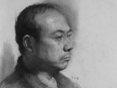 中年男子右侧头像