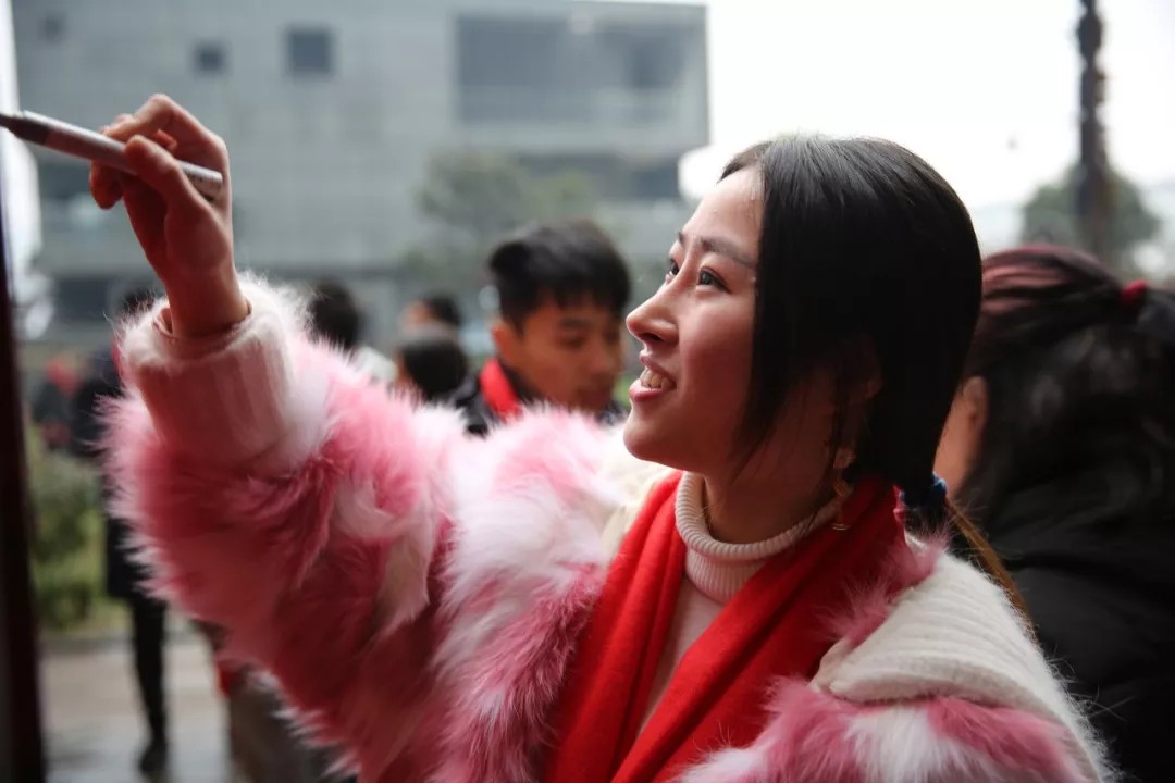 彩虹岛老师签名