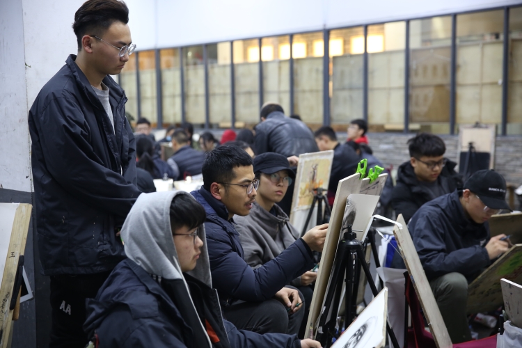 学生绘画