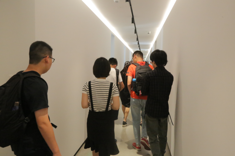 专业接待
